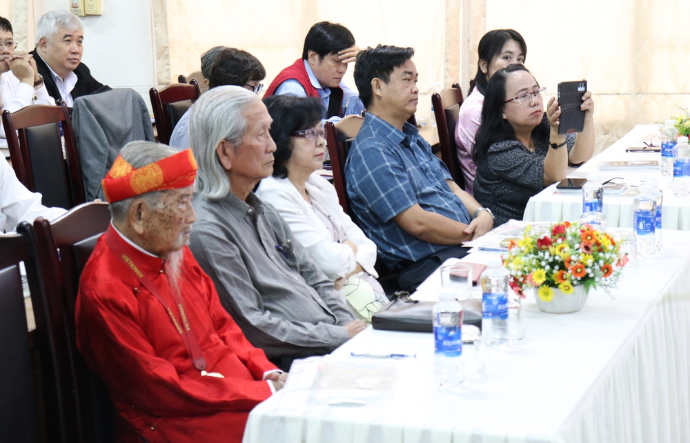 Vương Hồng Sển một đời phụng sự văn hóa Việt Nam - Ảnh 7. Vương Hồng Sển một đời phụng sự văn hóa Việt Nam - Ảnh 7.