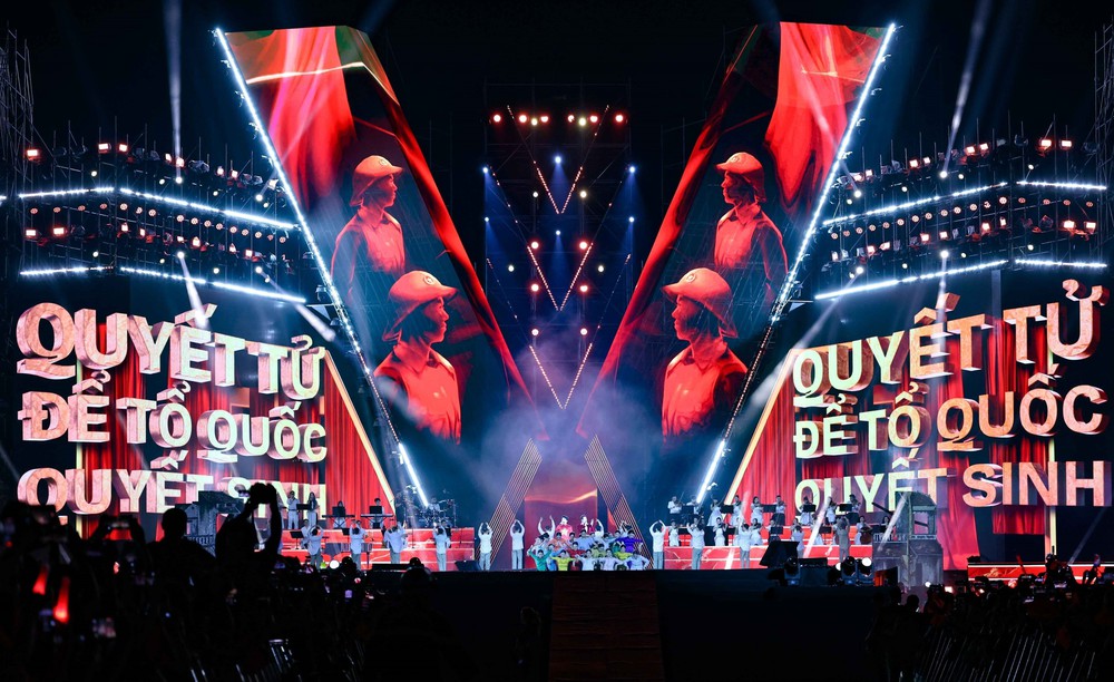 Đại hội XIV của Đảng: Niềm vui của các văn nghệ sĩ khi dõi theo "đường lớn đã mở" - Ảnh 2.