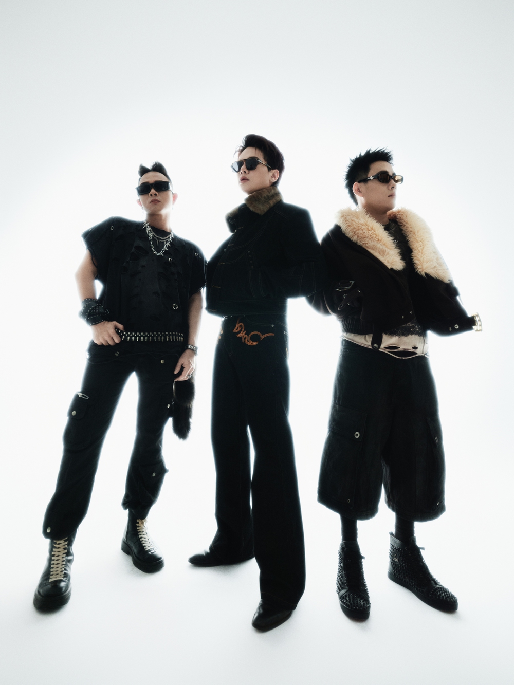 FBBOIZ “đánh úp” album mới sau nhiều năm hoạt động riêng lẻ - Ảnh 3. FBBOIZ “đánh úp” album mới sau nhiều năm hoạt động riêng lẻ - Ảnh 3.