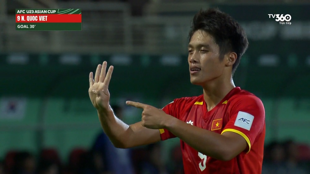 Sút tung lưới U23 Hàn Quốc, Quốc Việt đã ăn mừng bằng một hành động đầy ý nghĩa - Ảnh 1.