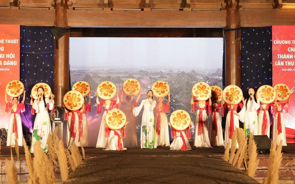 Chương trình nghệ thuật chào mừng thành công Đại hội XIV tại Ninh Bình - Ảnh 10. Chương trình nghệ thuật chào mừng thành công Đại hội XIV tại Ninh Bình - Ảnh 10.