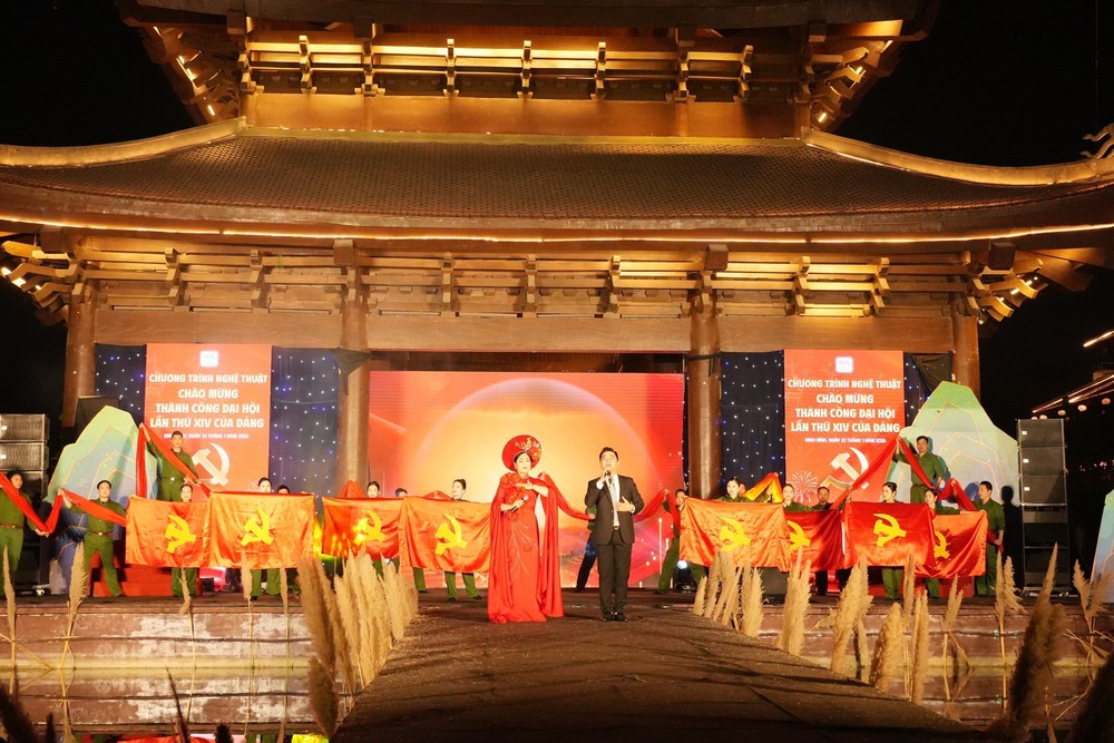Chương trình nghệ thuật chào mừng thành công Đại hội XIV tại Ninh Bình - Ảnh 5. Chương trình nghệ thuật chào mừng thành công Đại hội XIV tại Ninh Bình - Ảnh 5.