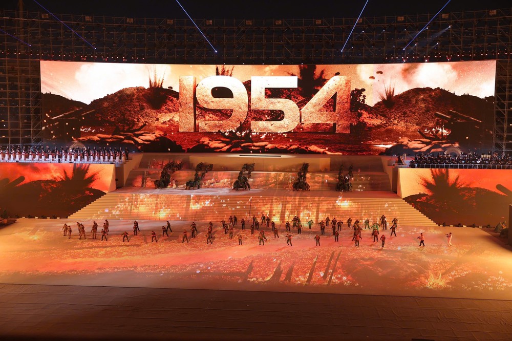 Chương trình nghệ thuật đặc biệt chào mừng thành công Đại hội XIV của Đảng - Ảnh 7. Chương trình nghệ thuật đặc biệt chào mừng thành công Đại hội XIV của Đảng - Ảnh 7.