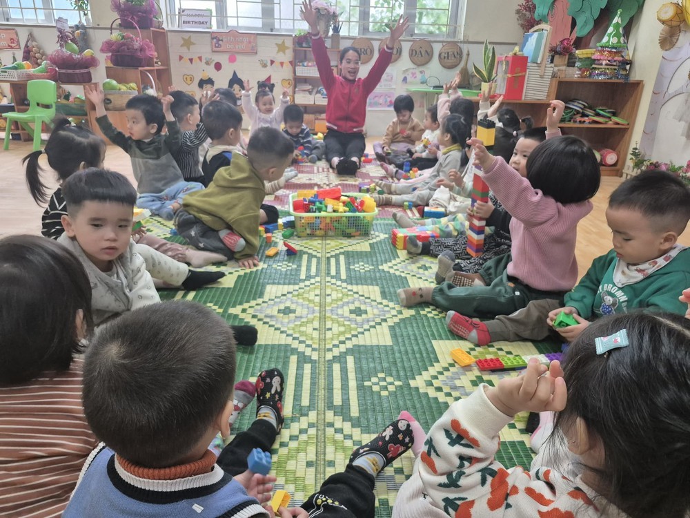 Trường học ở Hà Nội linh hoạt phương án dạy học trong ngày rét đậm - Ảnh 2.