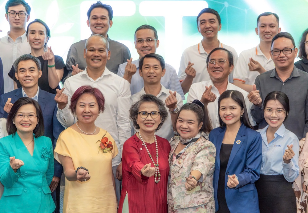 Kích hoạt Cổng thông tin điện tử AFT Connect bảo vệ sức khỏe cộng đồng - Ảnh 3.