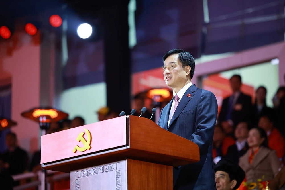 Những hình ảnh ấn tượng từ các chương trình nghệ thuật chào mừng thành công Đại hội XIV của Đảng - Ảnh 7. Những hình ảnh ấn tượng từ các chương trình nghệ thuật chào mừng thành công Đại hội XIV của Đảng - Ảnh 7.