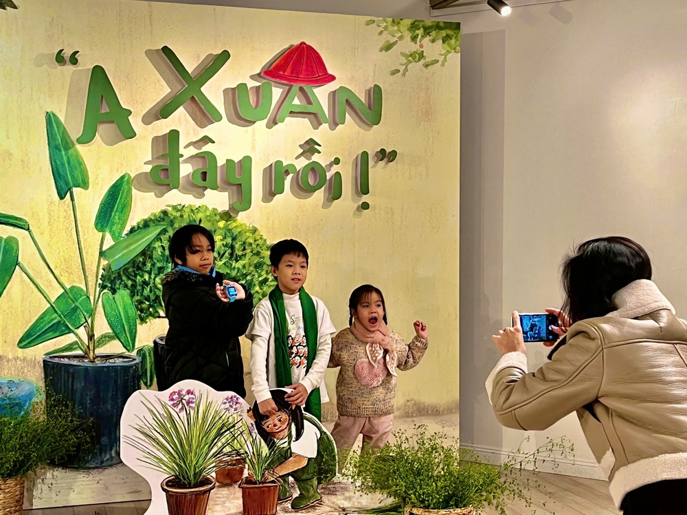 Gọi Xuân về trên từng trang sách tranh - Ảnh 1.