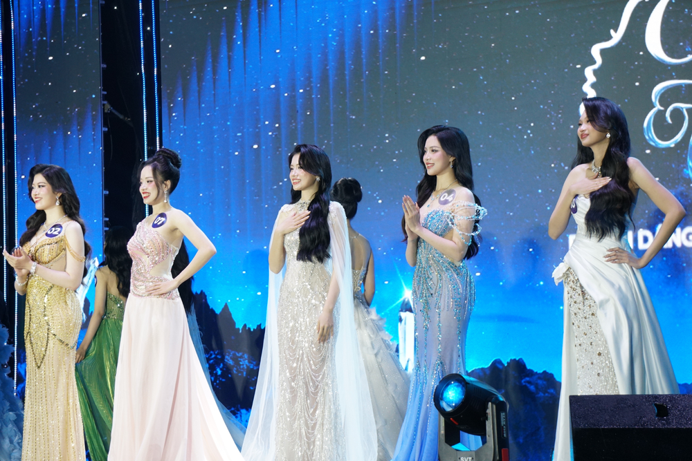 Dấu ấn đêm Chung kết Beauty & Charm 2025: Vẻ đẹp của tri thức và lòng nhân ái - Ảnh 2.