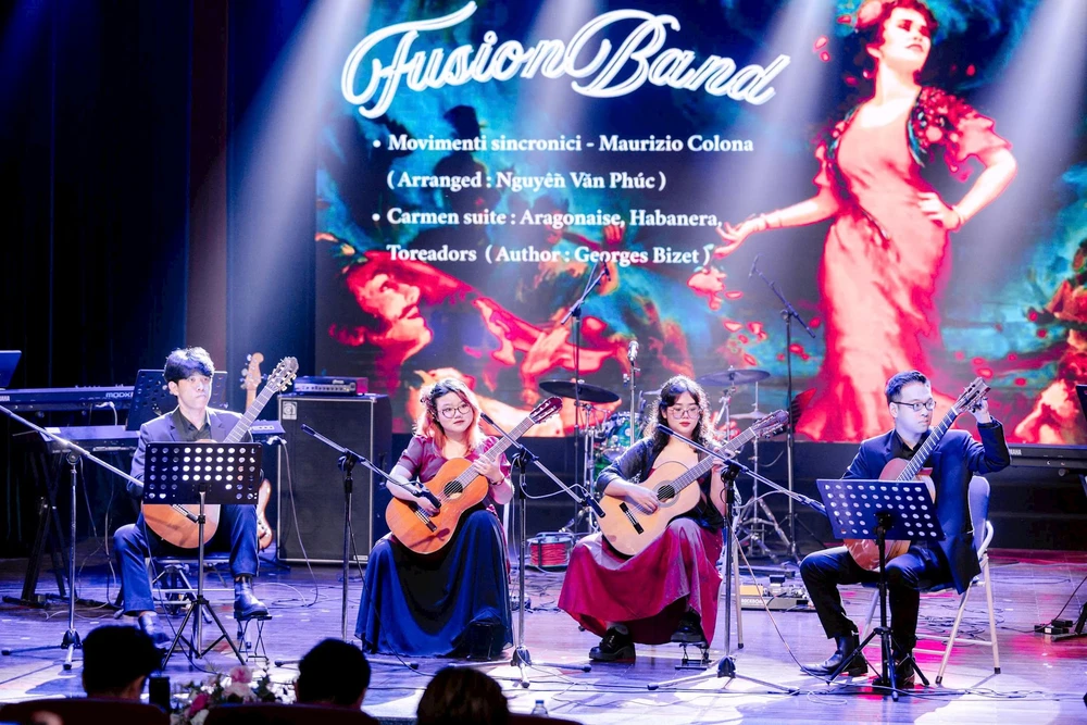 Trường Cao đẳng Nghệ thuật Hà Nội đưa âm nhạc hòa nhịp cùng không gian sáng tạo Thủ đô - Ảnh 1.