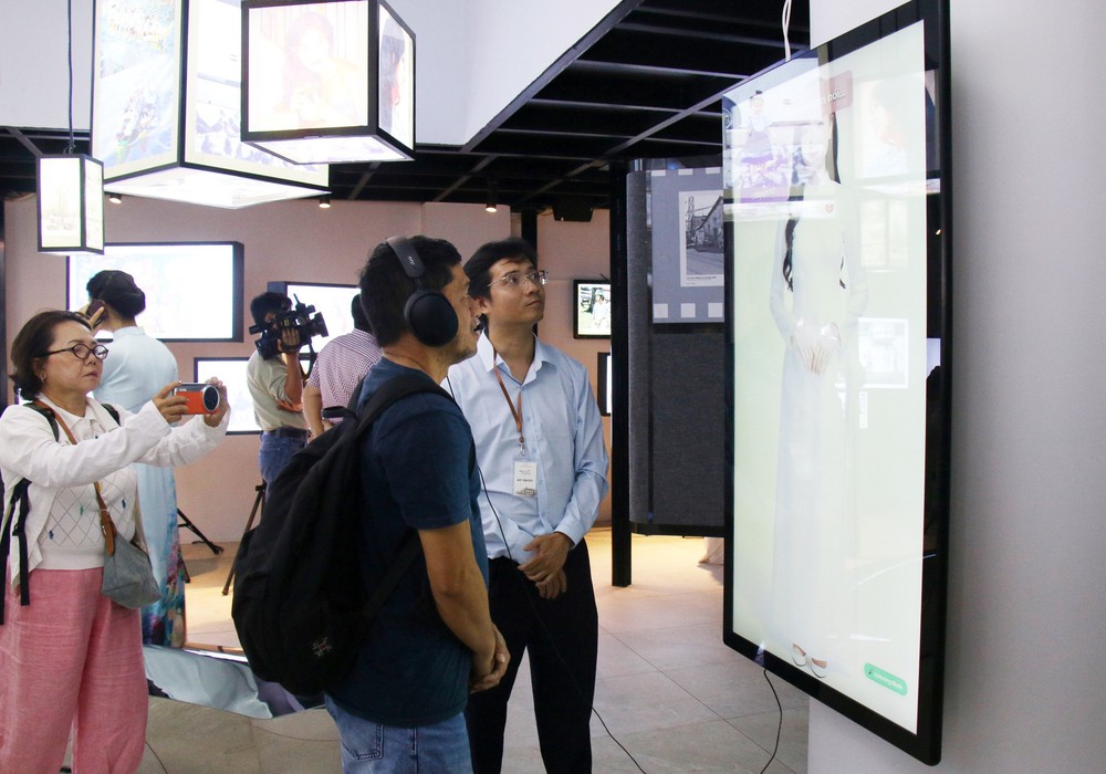 Đưa nghệ thuật nhiếp ảnh đến gần hơn với công chúng - Ảnh 4.