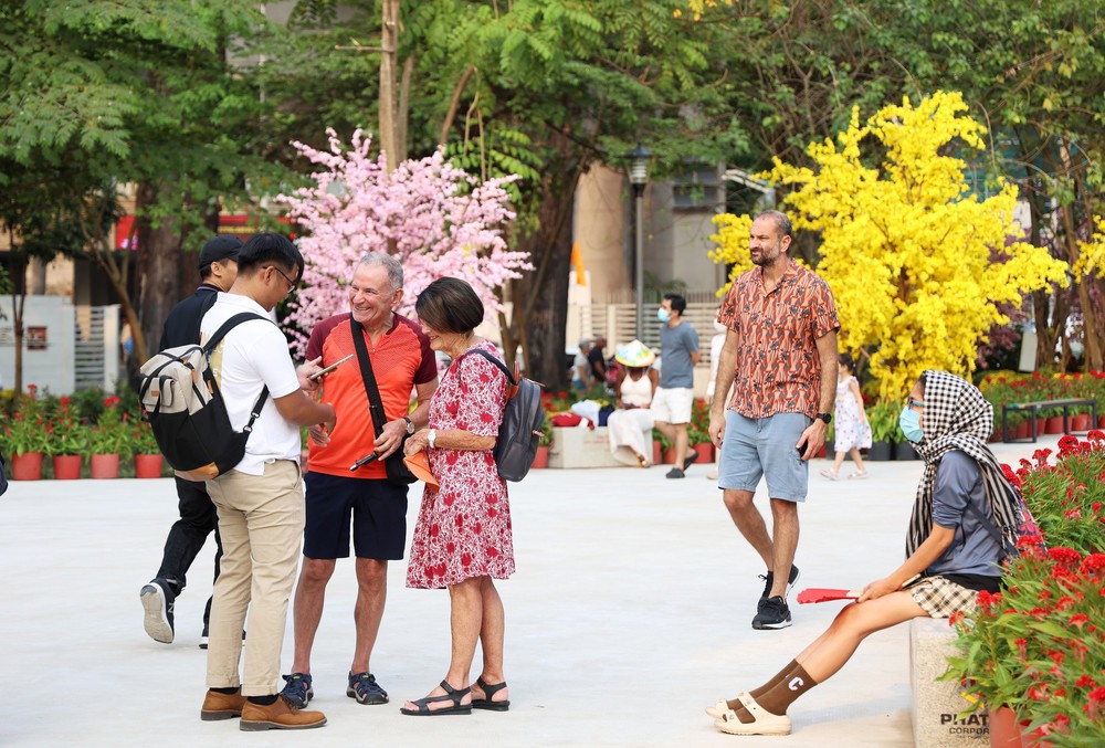 TP. Hồ Chí Minh đưa công viên Võ Văn Tần vào phục vụ người dân - Ảnh 4.