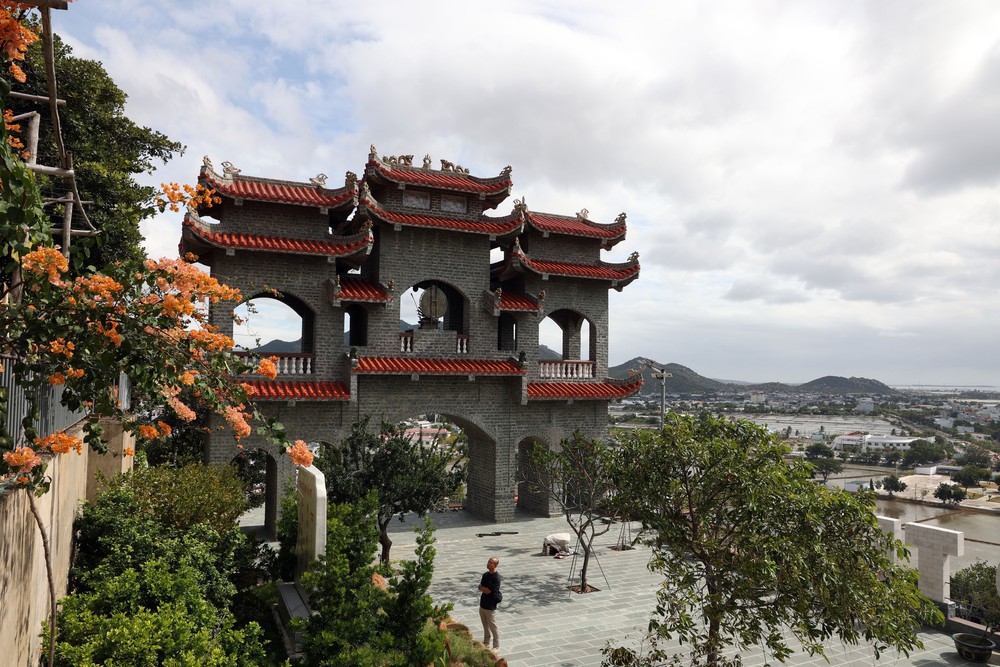 Vẻ đẹp chùa tháp Nam Khánh Hòa - Ảnh 3. Vẻ đẹp chùa tháp Nam Khánh Hòa - Ảnh 3.