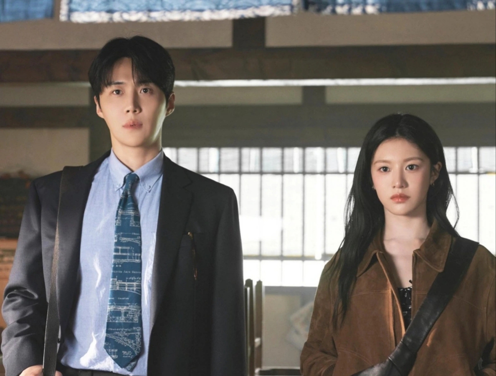 Công thức làm nên cơn sốt của phim Hàn "Tiếng yêu này, anh dịch được không" - Ảnh 3.