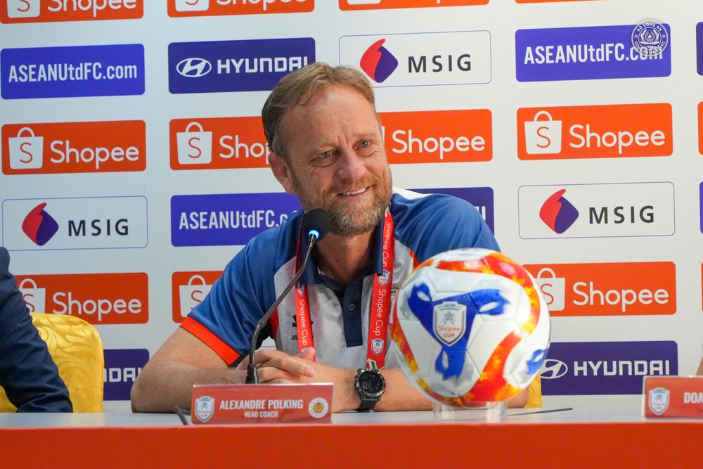 HLV Polking: 'Trận gặp Selangor rất quan trọng với CAHN' - Ảnh 1.