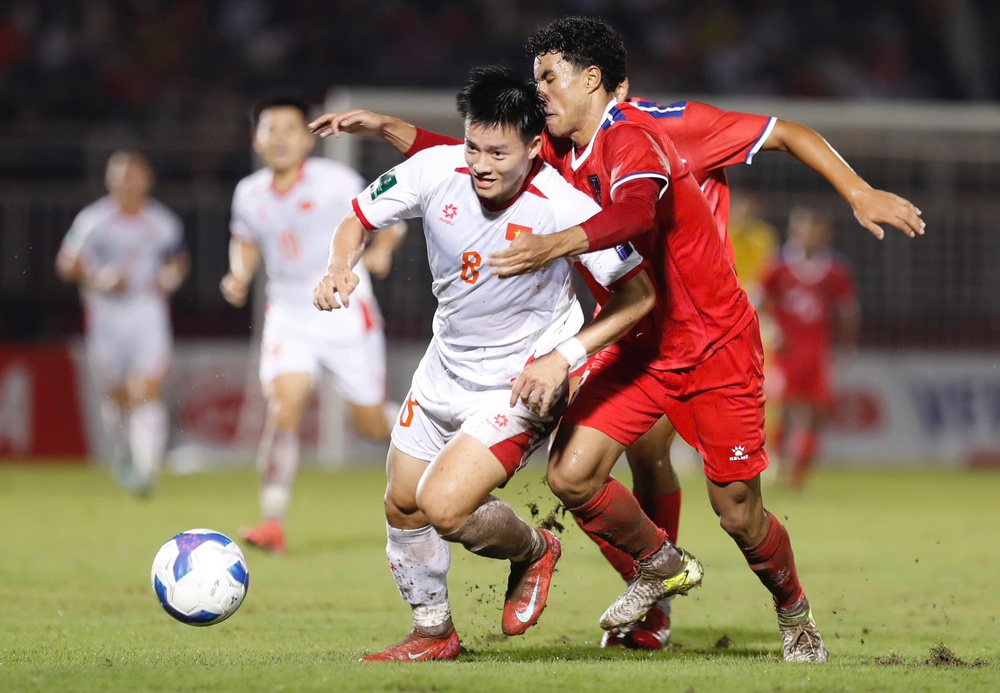 HLV Hoàng Văn Phúc: “Duy trì sự ổn định chính là thách thức cho lứa tuyển thủ U23” - Ảnh 1.