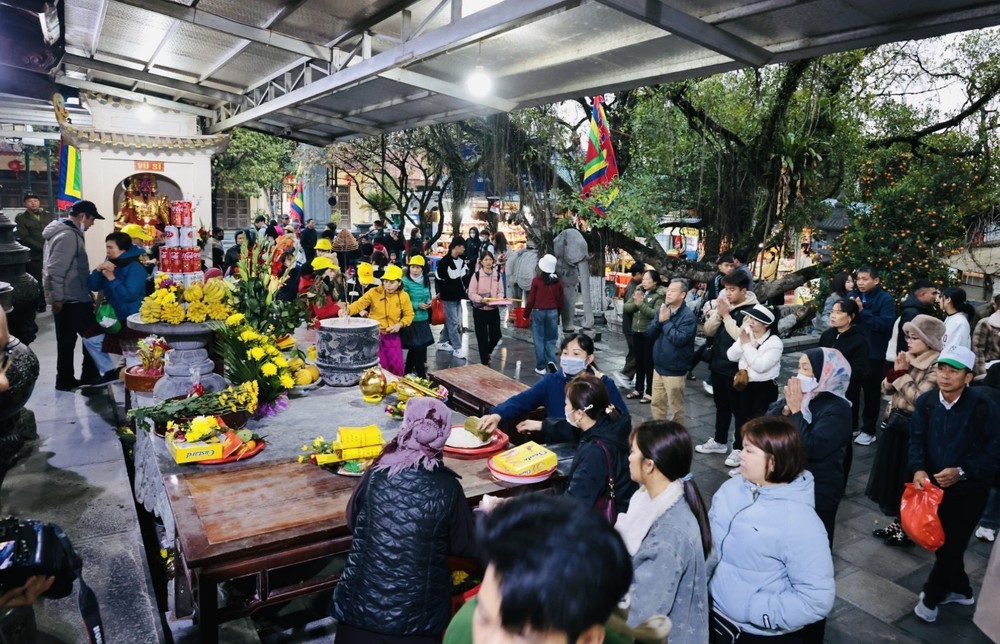 Mùa lễ hội Chùa Hương 2026: Nâng cao chất lượng phục vụ, đảm bảo an toàn, minh bạch - Ảnh 2.