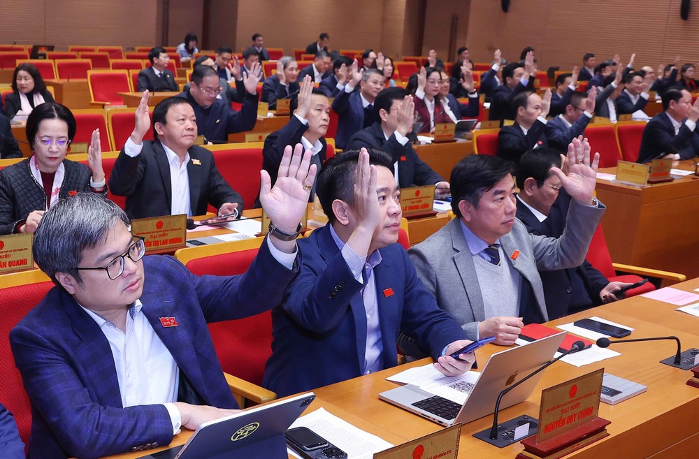 Xem xét, quyết định nhiều vấn đề quan trọng trong phát triển Thủ đô - Ảnh 8. Xem xét, quyết định nhiều vấn đề quan trọng trong phát triển Thủ đô - Ảnh 8.