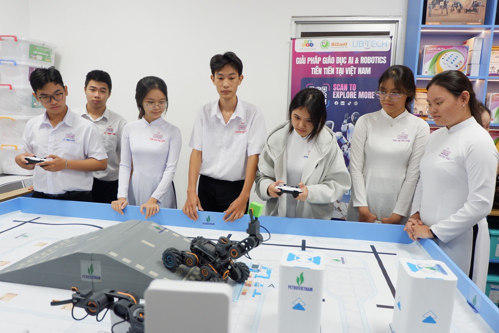 Đại hội XIV của Đảng: Tăng trưởng hai con số: điều kiện nào để khả thi và bền vững - Ảnh 3. Đại hội XIV của Đảng: Tăng trưởng hai con số: điều kiện nào để khả thi và bền vững - Ảnh 3.