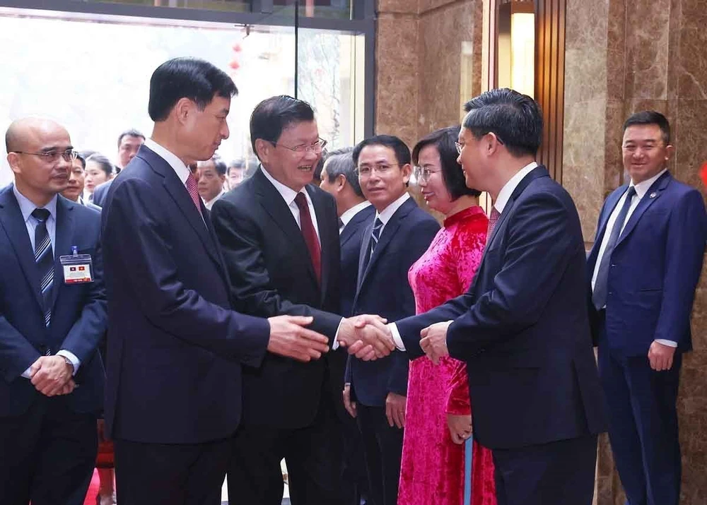 Không ngừng vun đắp, phát triển mối quan hệ đặc biệt Việt Nam - Lào - Ảnh 2. Không ngừng vun đắp, phát triển mối quan hệ đặc biệt Việt Nam - Lào - Ảnh 2.