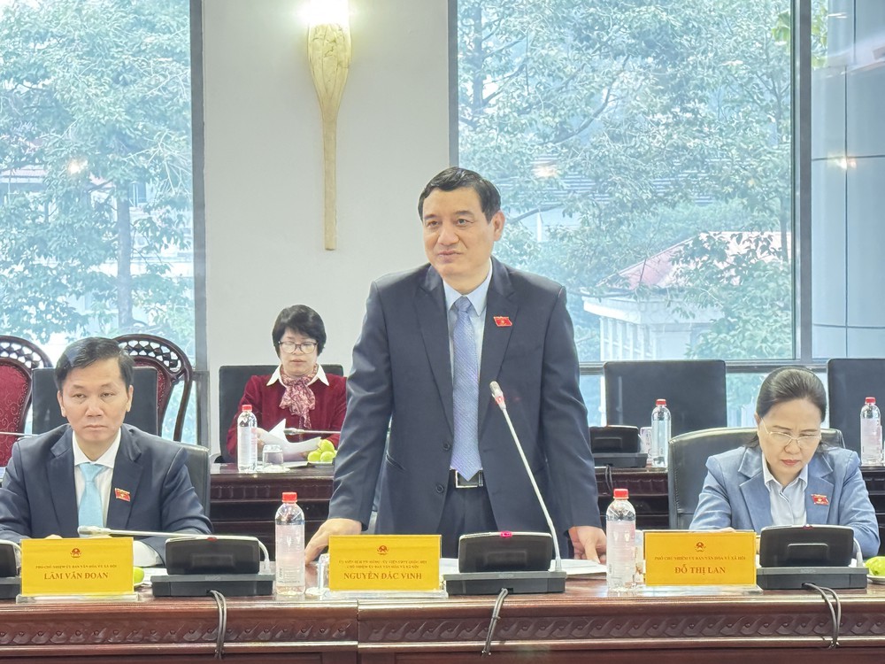 Ủy ban Văn hóa và Xã hội tổng kết công tác năm 2025, triển khai kế hoạch năm 2026 - Ảnh 2. Ủy ban Văn hóa và Xã hội tổng kết công tác năm 2025, triển khai kế hoạch năm 2026 - Ảnh 2.