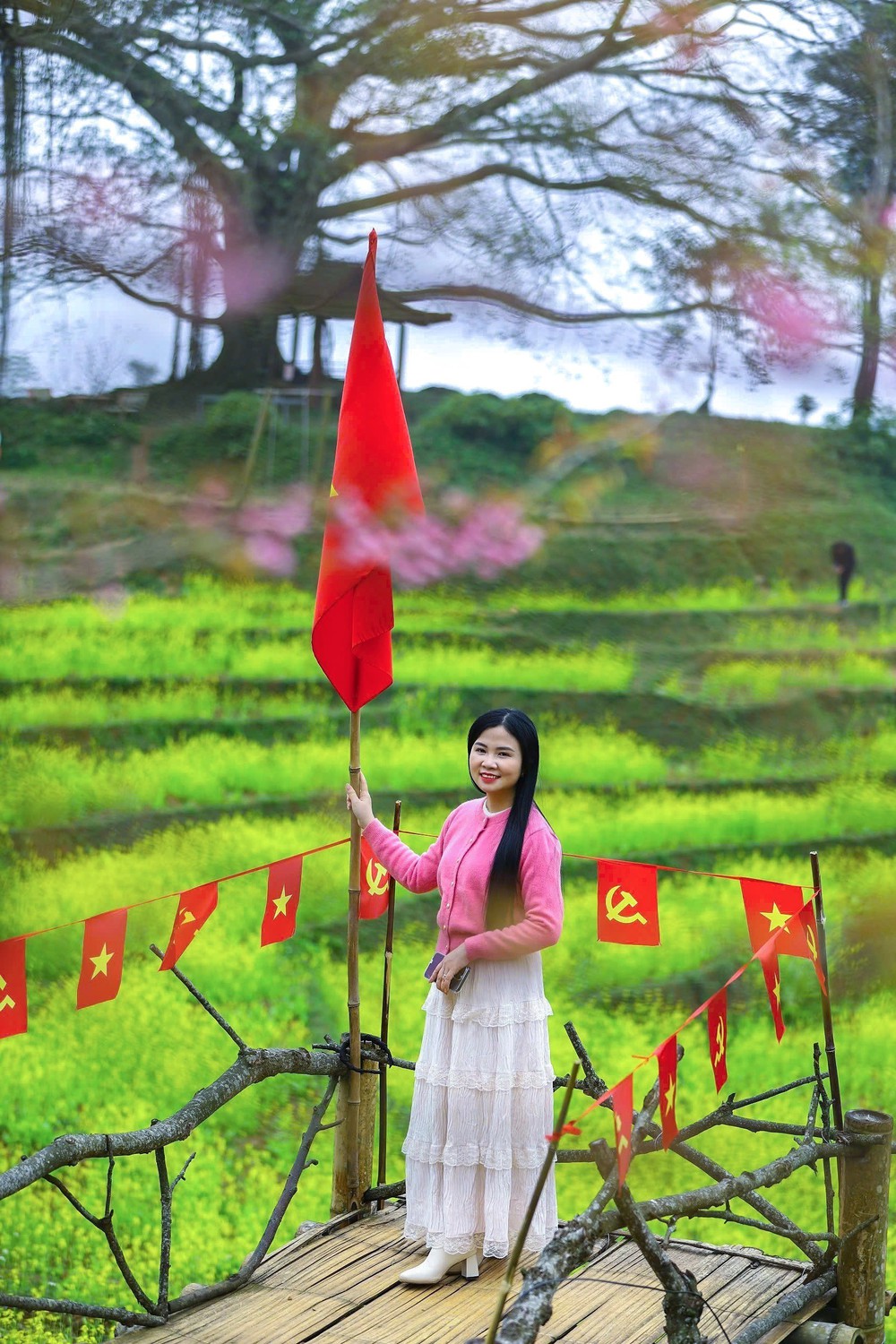 Mùa hoa anh đào xóm Mừng - điểm hẹn du lịch gắn với bảo tồn văn hóa Mường - Ảnh 5.