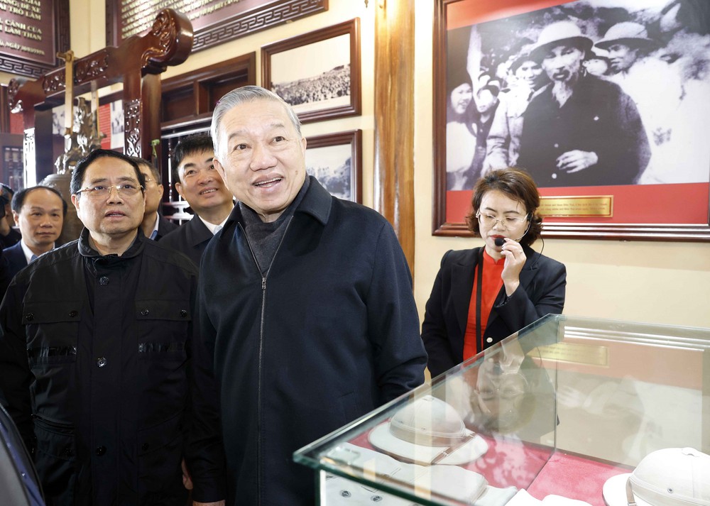 85 năm Ngày Bác Hồ về nước: Không gian giáo dục lịch sử từ những hiện vật vô giá - Ảnh 4. 85 năm Ngày Bác Hồ về nước: Không gian giáo dục lịch sử từ những hiện vật vô giá - Ảnh 4.