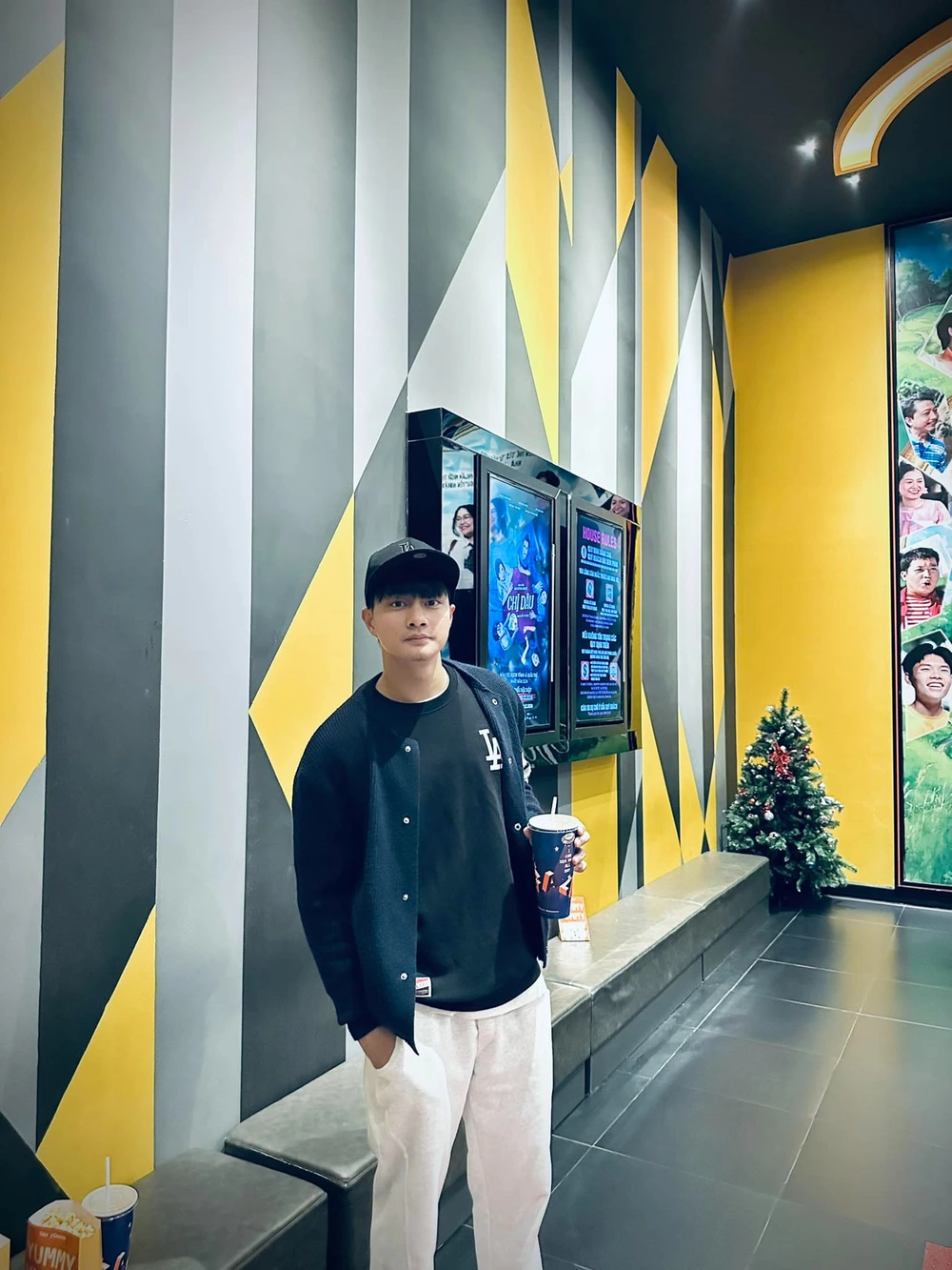 Bật cười với câu trả lời của người hùng U23 Việt Nam khi được hỏi về bạn gái - Ảnh 2.