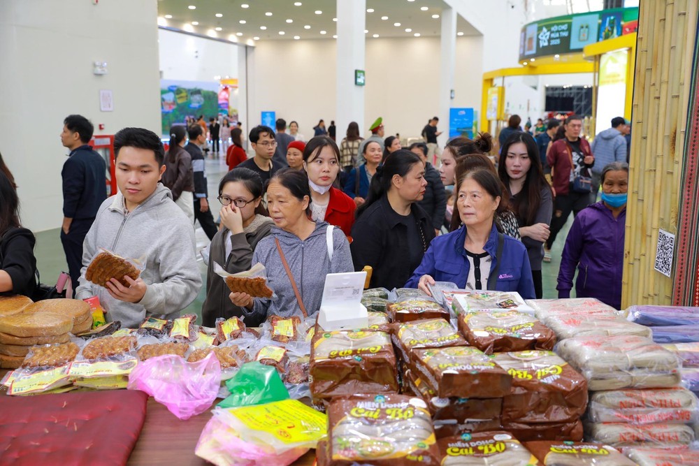 Hội chợ Mùa Xuân 2026: Điểm hẹn xúc tiến thương mại quốc tế đầu năm - Ảnh 2. Hội chợ Mùa Xuân 2026: Điểm hẹn xúc tiến thương mại quốc tế đầu năm - Ảnh 2.