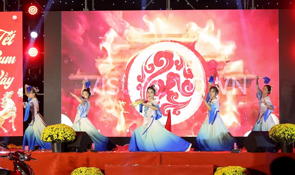 Hội chợ Mùa Xuân lần thứ nhất 2026: Quảng bá hình ảnh quốc gia, tôn vinh bản sắc Tết Việt - Ảnh 4.