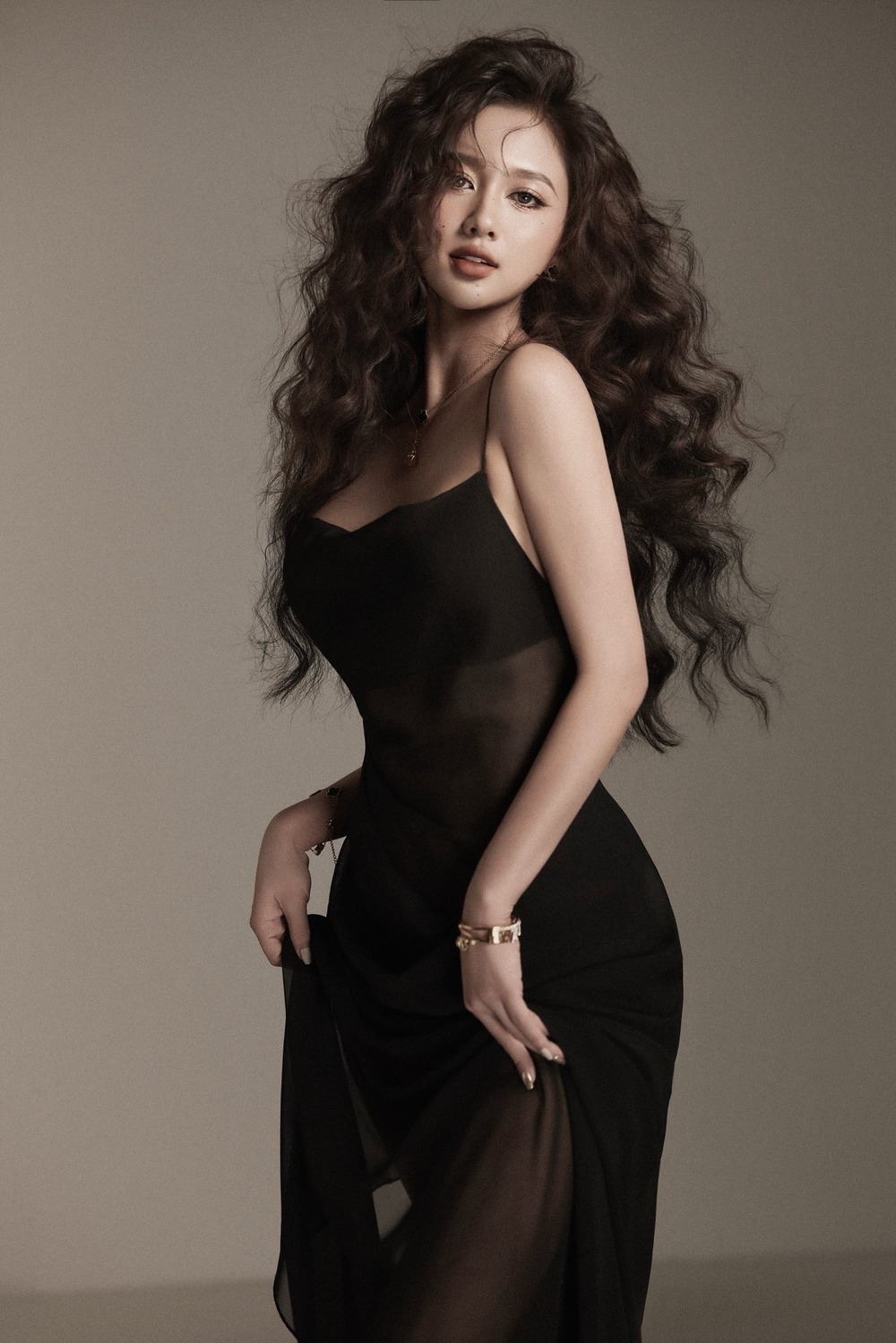 Hoa khôi Bùi Thu Hương công khai chuyện tình với cựu tiền vệ HAGL trong ngày đầu năm mới - Ảnh 8.