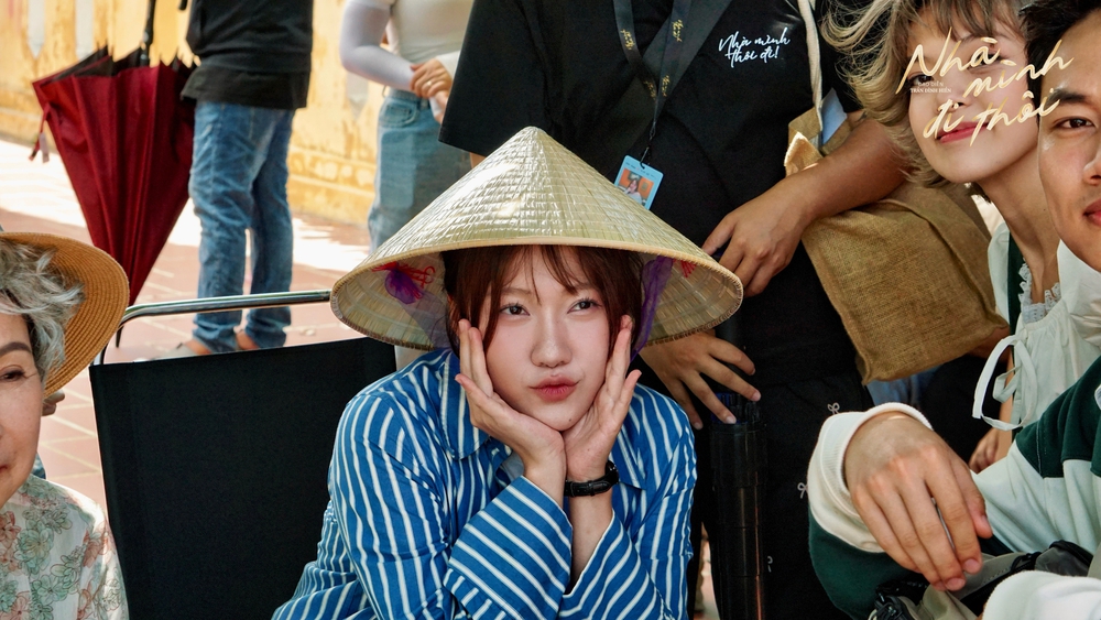 Phim Tết "Nhà mình đi thôi": Khi tình thân hóa phi vụ tiền tỷ - Ảnh 4.