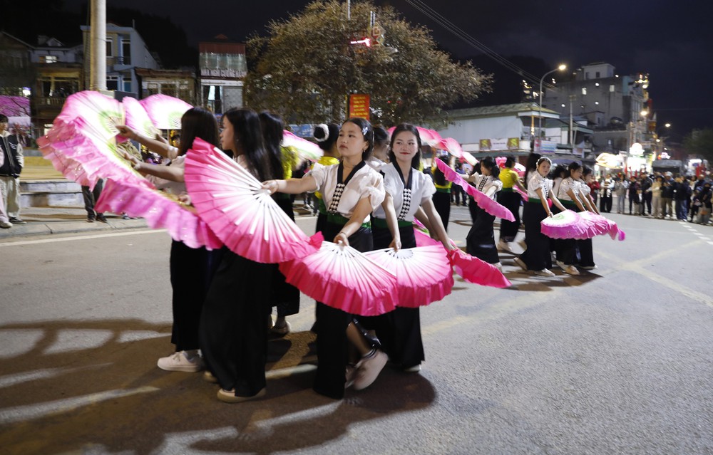 Đưa Mù Cang Chải trở thành điểm đến du lịch tiêu biểu Tây Bắc - Ảnh 2.