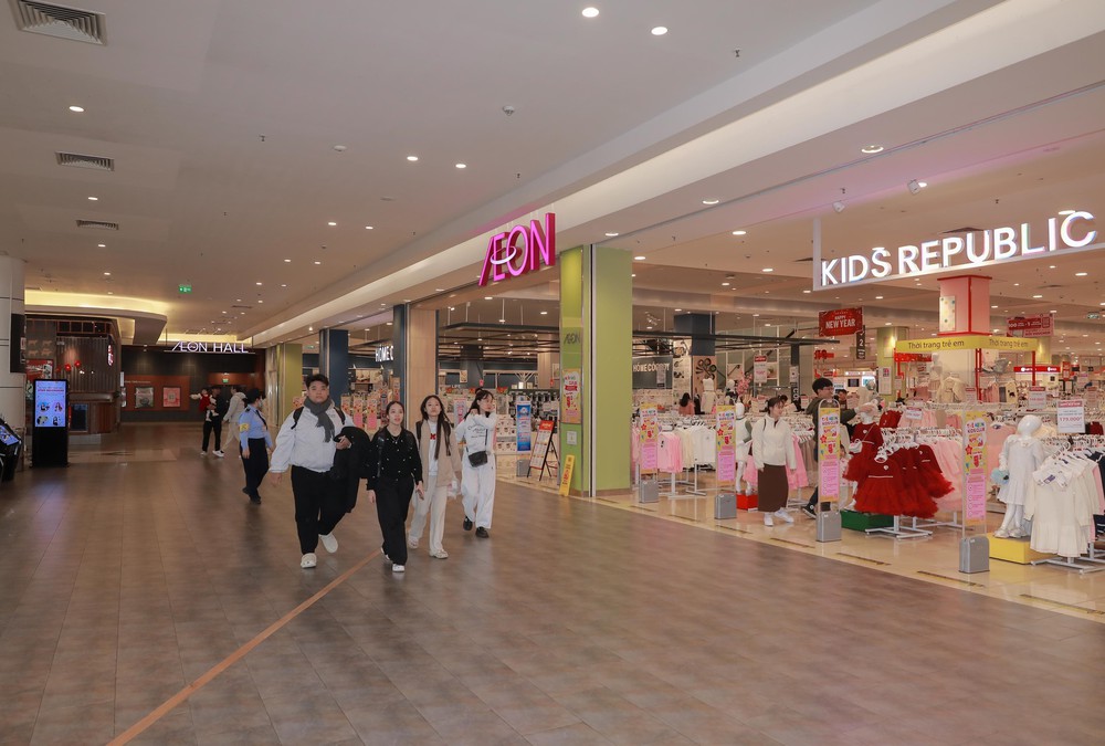  Hà Nội thưa vắng do nhiệt độ giảm sâu trong kỳ nghỉ lễ - Ảnh 5.