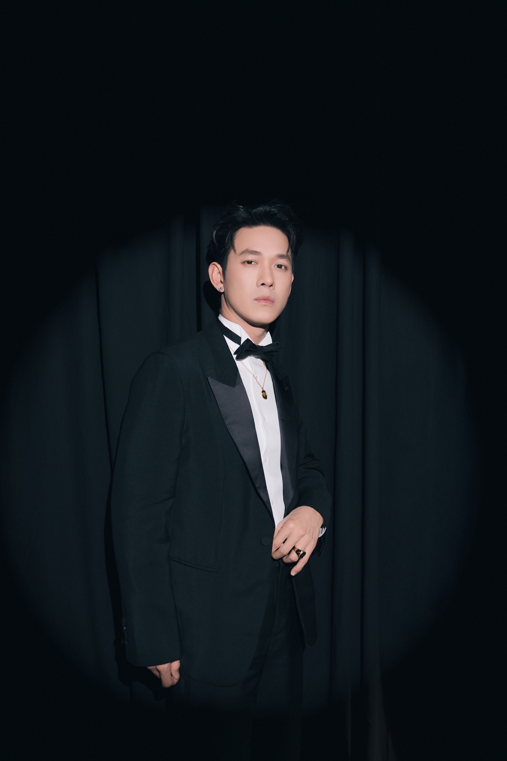 Hồ Ngọc Hà đọ sắc Ninh Dương Lan Ngọc, Thúy Ngân tại sự kiện thời trang - Ảnh 7. Hồ Ngọc Hà đọ sắc Ninh Dương Lan Ngọc, Thúy Ngân tại sự kiện thời trang - Ảnh 7.