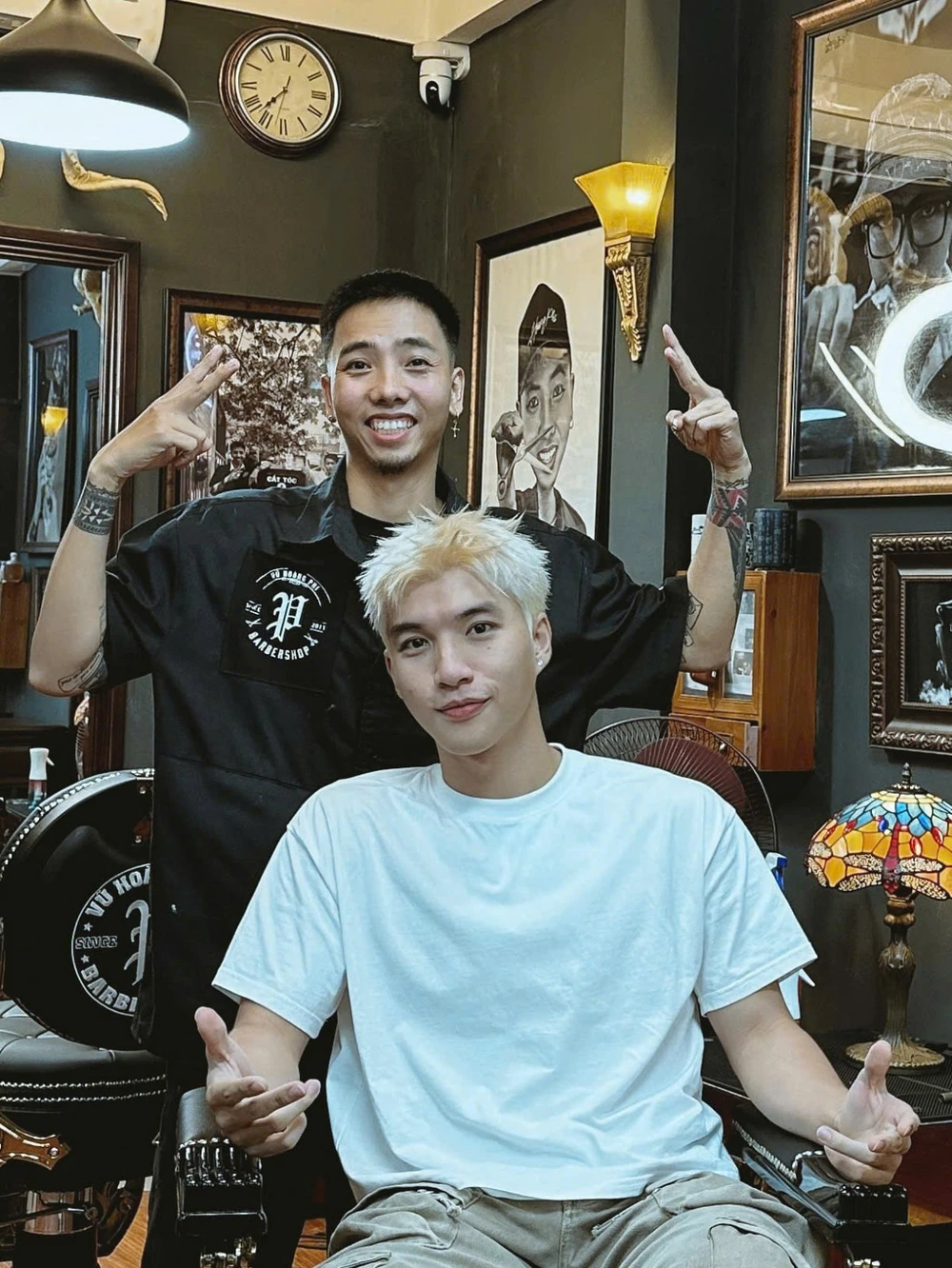 Ông chủ babershop được cả tuyển U23 Việt Nam “chọn mặt gửi vàng” là ai? - Ảnh 2.