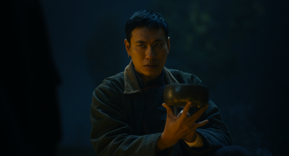 Kiều Minh Tuấn cùng sao nhí Thái Lan đóng phim kinh dị ra rạp dịp lễ Giỗ tổ Hùng Vương 30/4 - Ảnh 3.