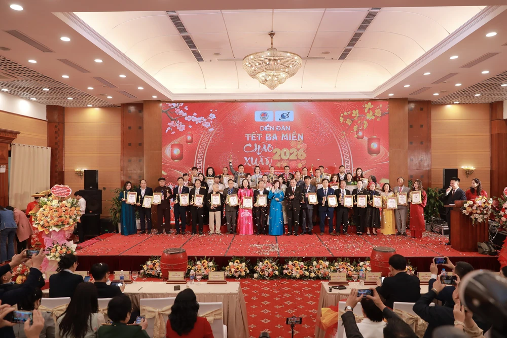 Chương trình "Tết ba miền – Chào Xuân 2026" - Ảnh 5. Chương trình "Tết ba miền – Chào Xuân 2026" - Ảnh 5.