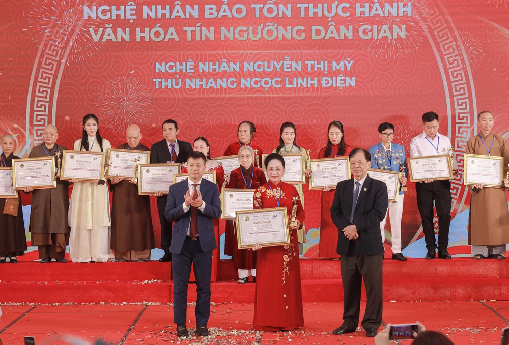 Chương trình "Tết ba miền – Chào Xuân 2026" - Ảnh 6. Chương trình "Tết ba miền – Chào Xuân 2026" - Ảnh 6.