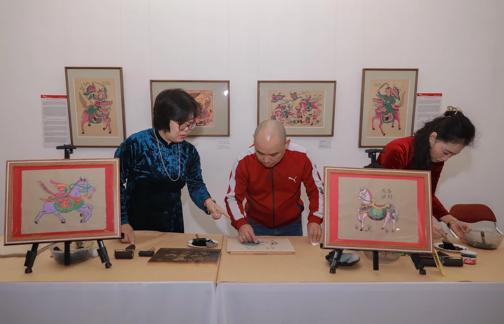 Tôn vinh hình tượng Ngựa trong dòng chảy mỹ thuật Việt Nam - Ảnh 4.