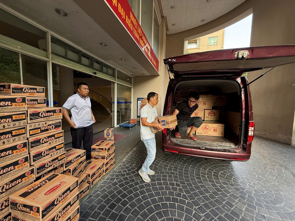 Một chút xuân ấm áp với người dân vùng lũ tỉnh Đắk Lắk - Ảnh 2. Một chút xuân ấm áp với người dân vùng lũ tỉnh Đắk Lắk - Ảnh 2.