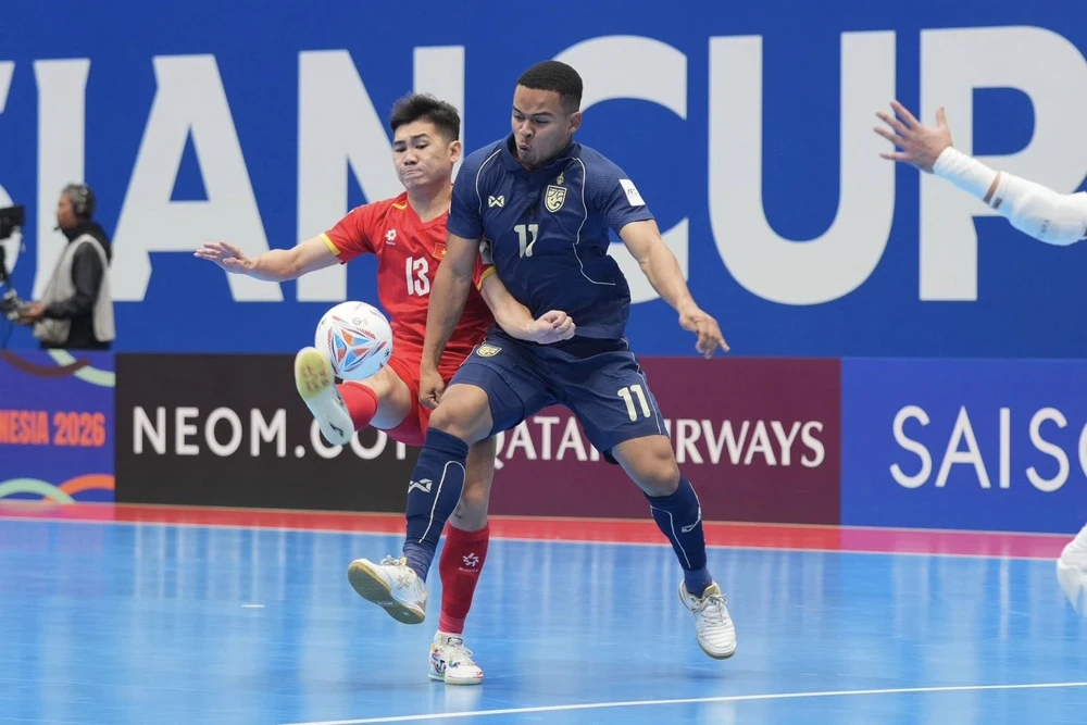 Nhận thất bại đáng tiếc trước Thái Lan, ĐT Việt Nam vẫn đi tiếp ở vòng tứ kết futsal châu Á 2026 - Ảnh 6. Nhận thất bại đáng tiếc trước Thái Lan, ĐT Việt Nam vẫn đi tiếp ở vòng tứ kết futsal châu Á 2026 - Ảnh 6.