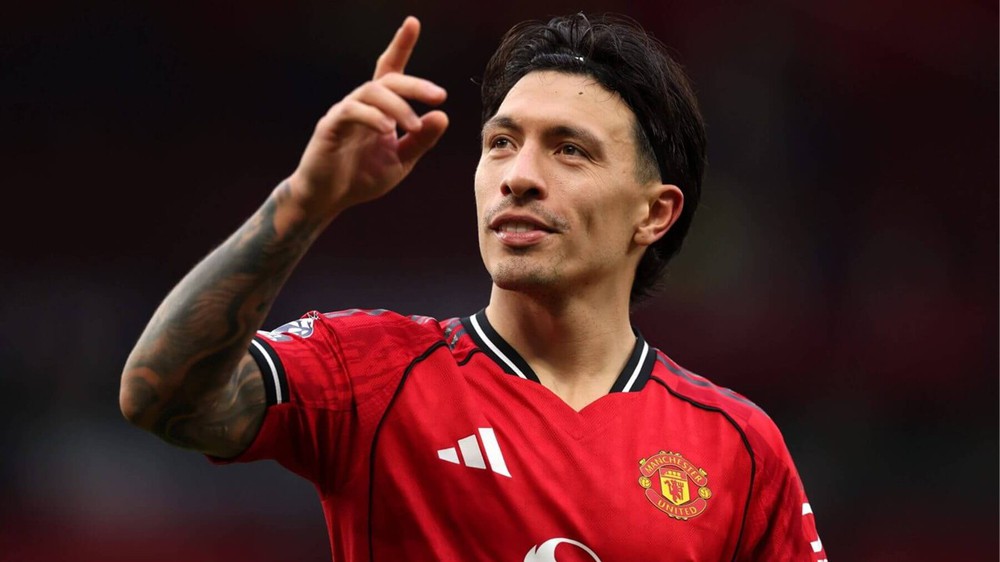 Tin chuyển nhượng hôm nay 31/1: Barcelona nhắm trung vệ số một của MU; tài năng trẻ Liverpool chuẩn bị gia nhập Inter Milan - Ảnh 2. Tin chuyển nhượng hôm nay 31/1: Barcelona nhắm trung vệ số một của MU; tài năng trẻ Liverpool chuẩn bị gia nhập Inter Milan - Ảnh 2.