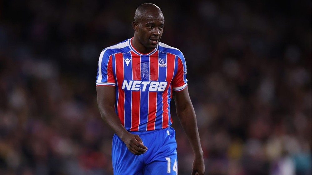 Tin chuyển nhượng hôm nay 31/1: Barcelona nhắm trung vệ số một của MU; tài năng trẻ Liverpool chuẩn bị gia nhập Inter Milan - Ảnh 4. Tin chuyển nhượng hôm nay 31/1: Barcelona nhắm trung vệ số một của MU; tài năng trẻ Liverpool chuẩn bị gia nhập Inter Milan - Ảnh 4.