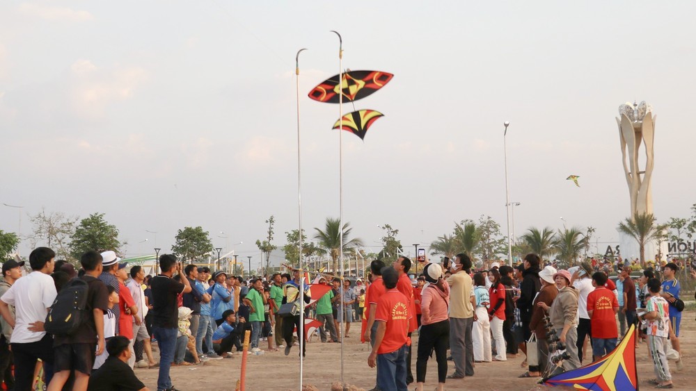 Đồng Nai: Rực rỡ sắc màu hội diều sáo Nha Bích - Ảnh 9. Đồng Nai: Rực rỡ sắc màu hội diều sáo Nha Bích - Ảnh 9.