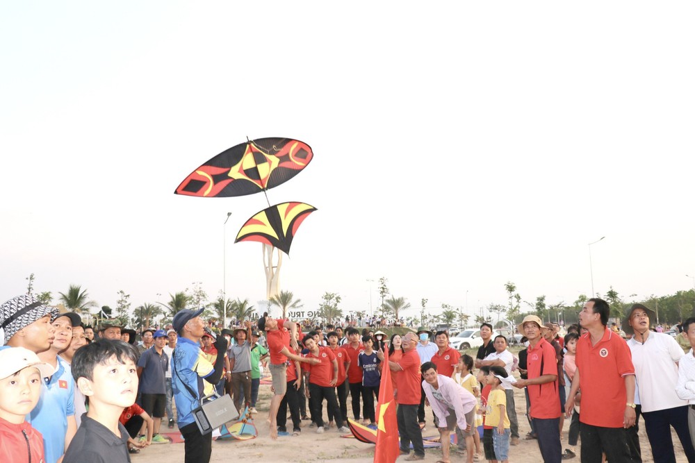 Đồng Nai: Rực rỡ sắc màu hội diều sáo Nha Bích - Ảnh 8. Đồng Nai: Rực rỡ sắc màu hội diều sáo Nha Bích - Ảnh 8.