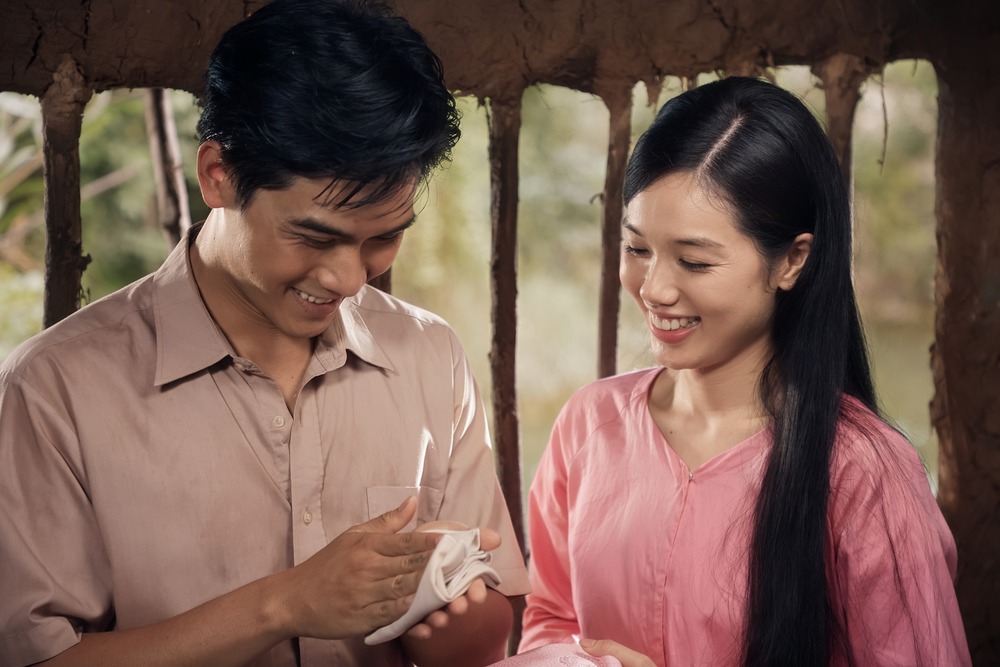 Phim “Ai thương ai mến” - Nỗ lực tử tế nhưng chưa tạo đột phá - Ảnh 2. Phim “Ai thương ai mến” - Nỗ lực tử tế nhưng chưa tạo đột phá - Ảnh 2.