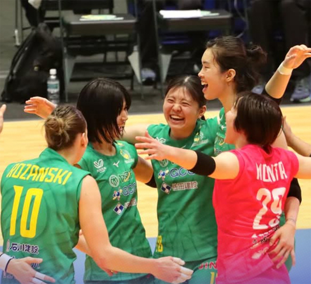 Trần Thị Thanh Thúy tiếp tục tỏa sáng, Gunma Green Wings vào top 4 giải vô địch bóng chuyền Nhật Bản - Ảnh 1.