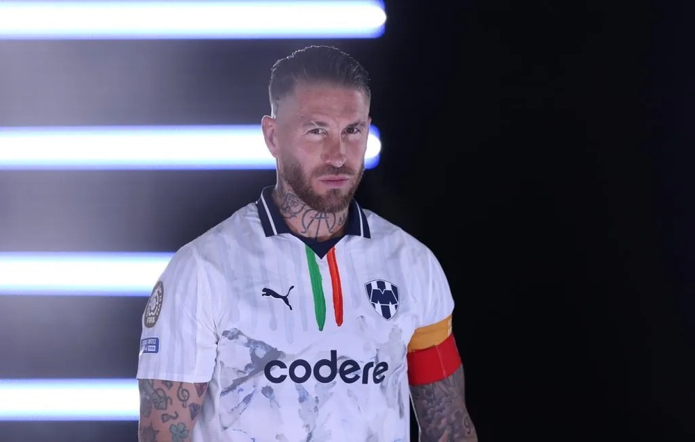 Sergio Ramos dẫn đầu cuộc đua thâu tóm CLB Sevilla