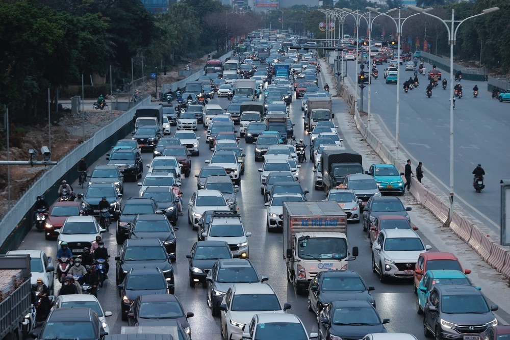Hà Nội: Cửa ngõ phía Nam ùn tắc trong ngày cuối kỳ nghỉ Tết Dương lịch 2026 - Ảnh 1.