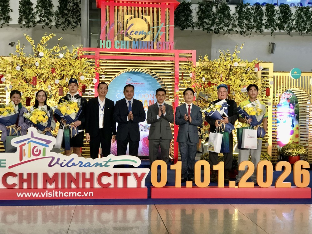 Thành phố Hồ Chí Minh đạt doanh thu du lịch Tết Dương lịch 2.632 tỷ đồng - Ảnh 1.